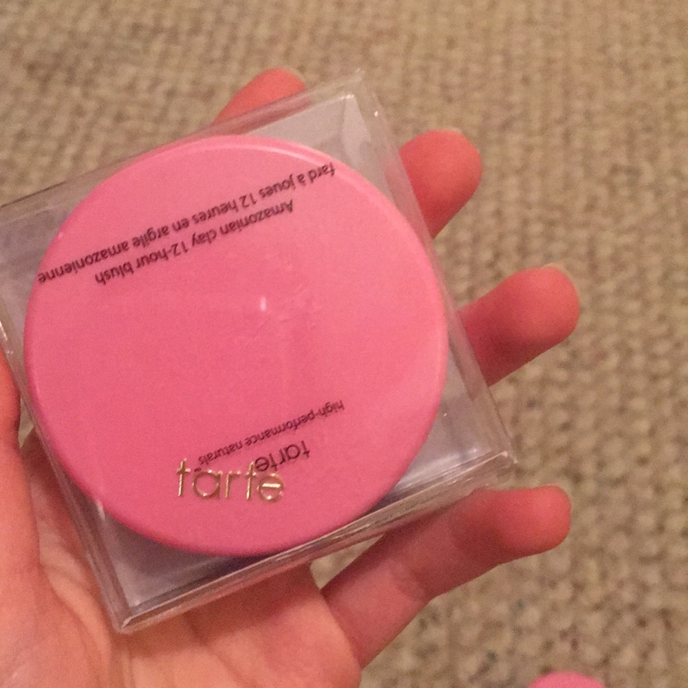 tarte Amazonian clay 12-hour blush